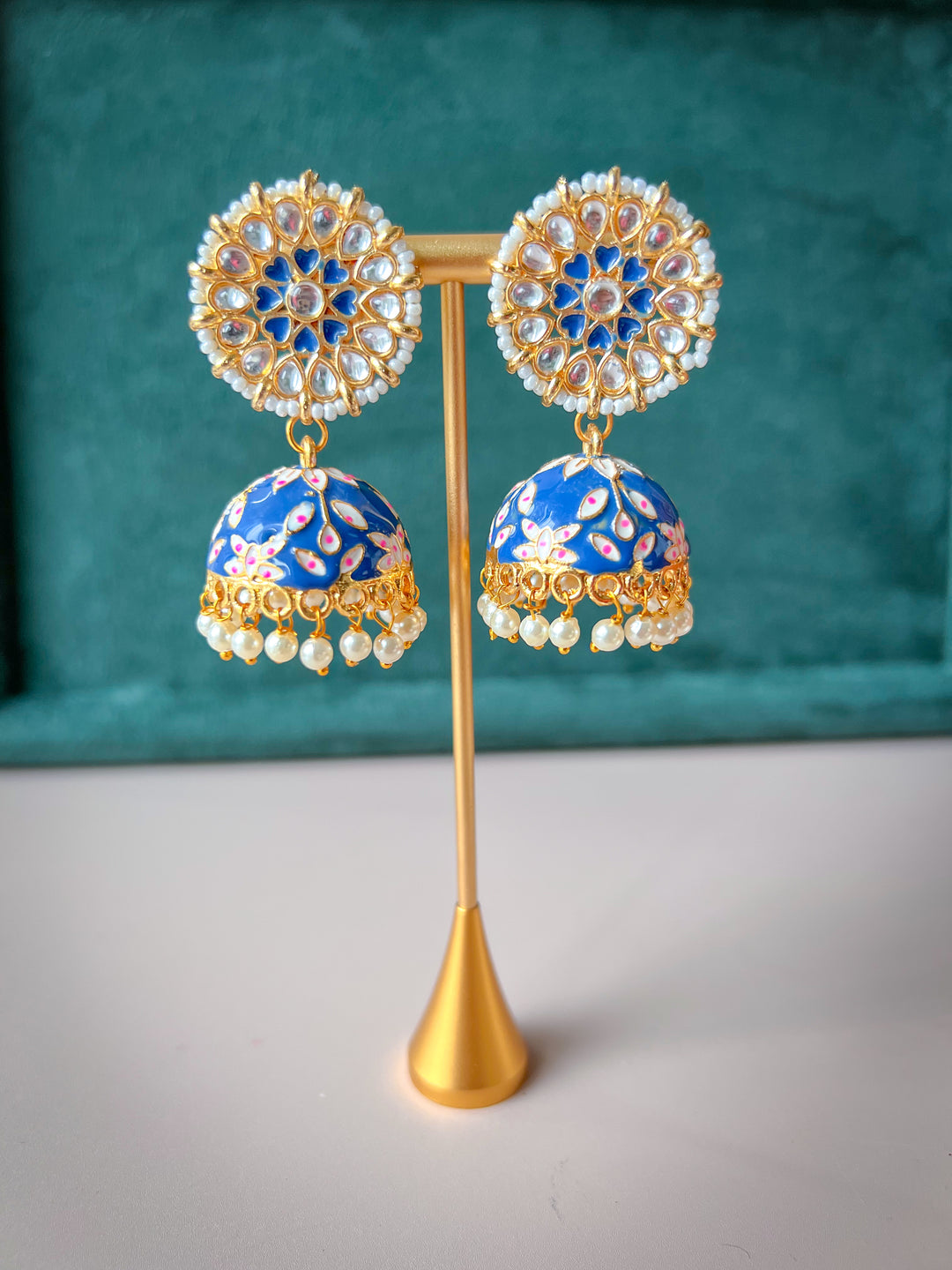 Virina jhumka oorbellen