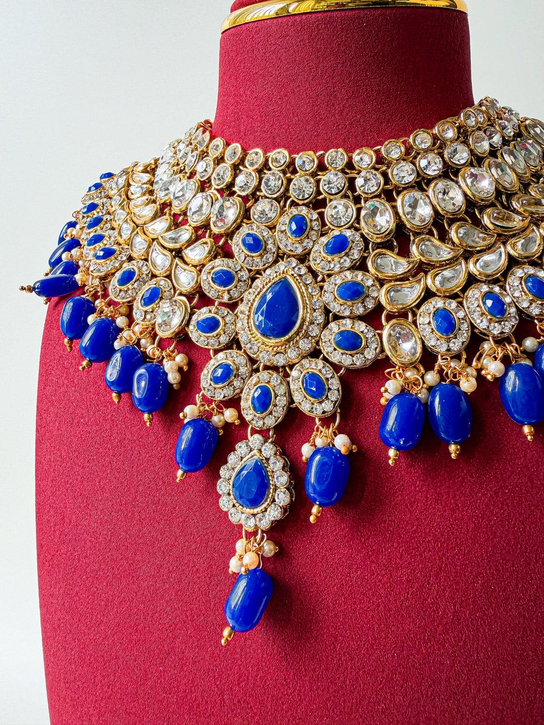 Arani sieradenset donkerblauw