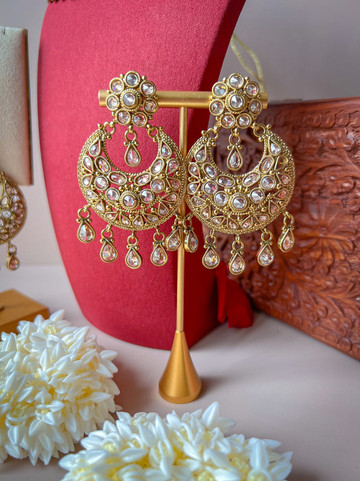 Aashvi set