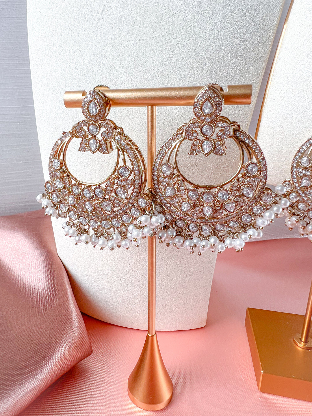Praveena set