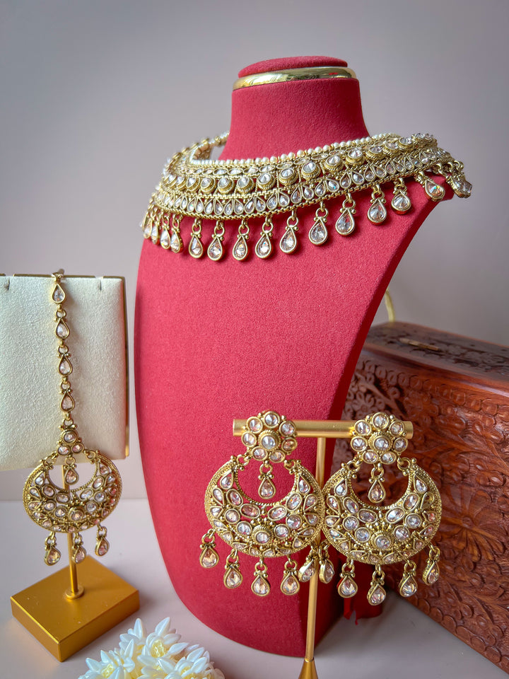 Aashvi set
