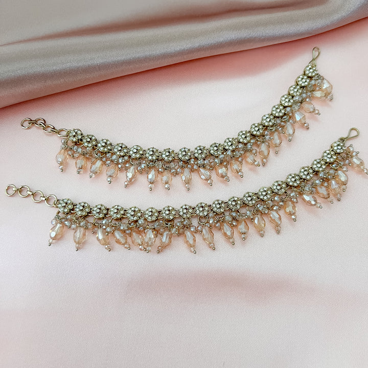 Nayantri oorbelketting