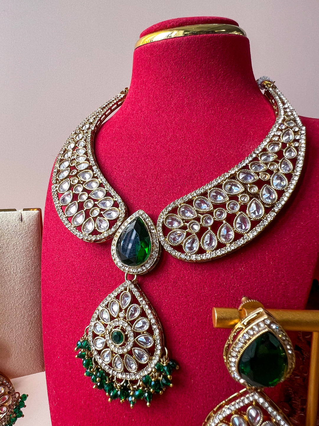 Sharvita set