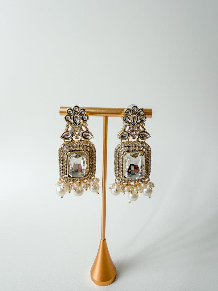 Aruna sieradenset met witte parels