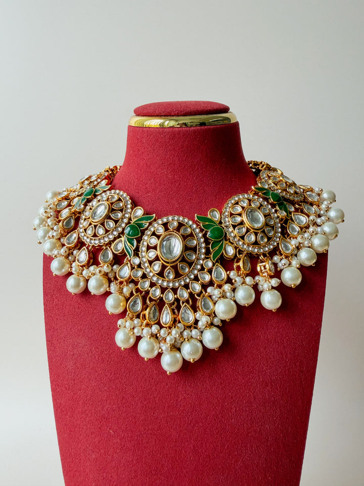 Arnika Indiase sieraden donkergroen