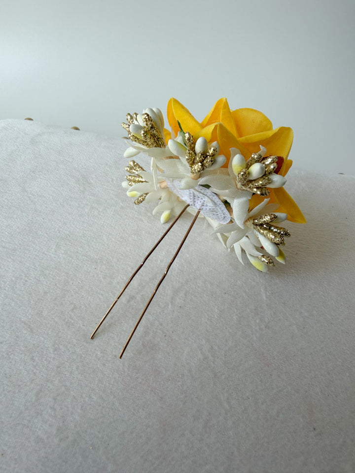 Yukta gele bloemen