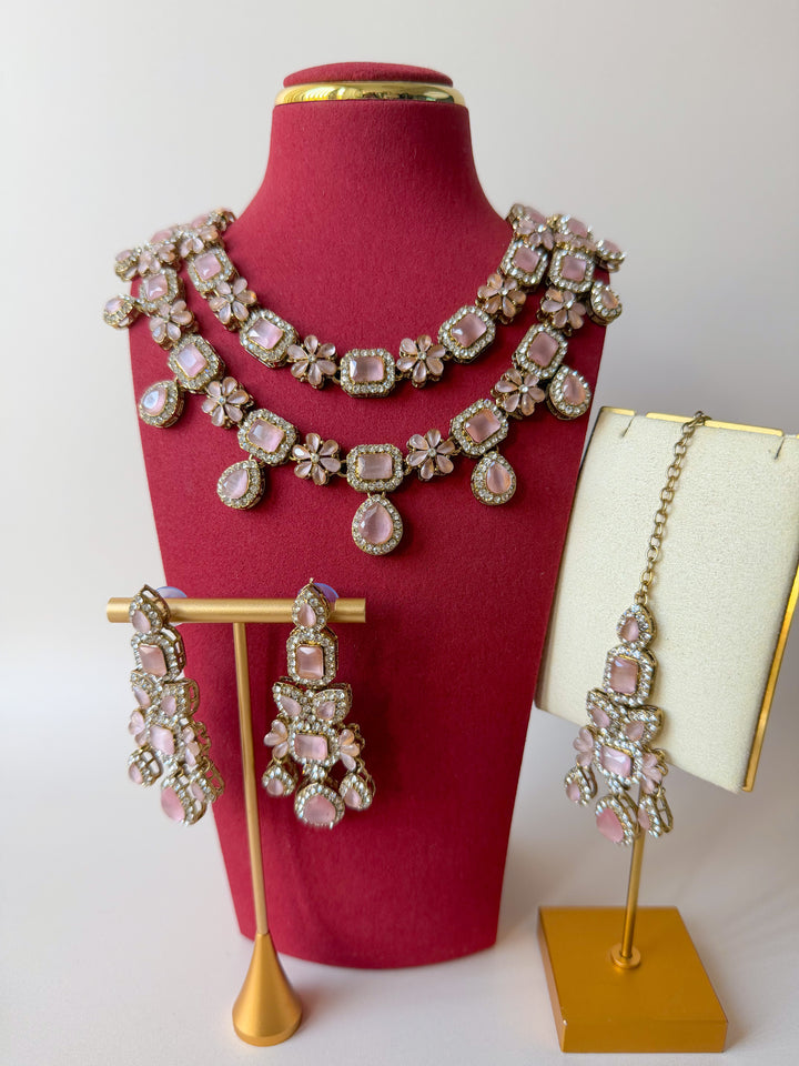 Ashika Indiase sieraden lichtroze