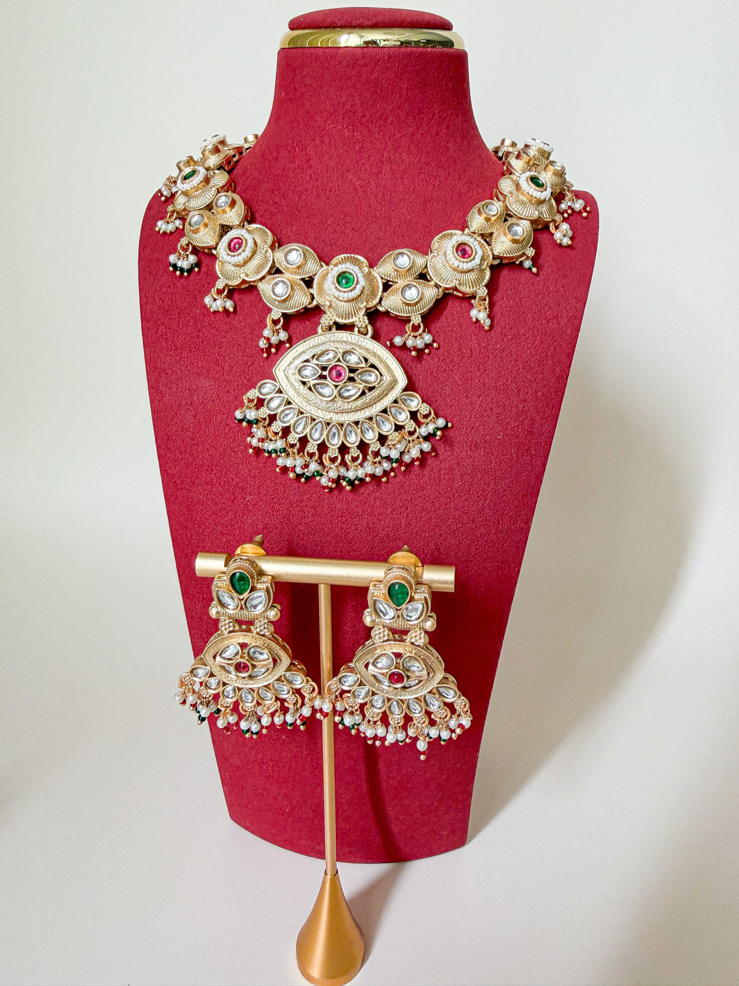 Ashna Indiase sieraden set goud