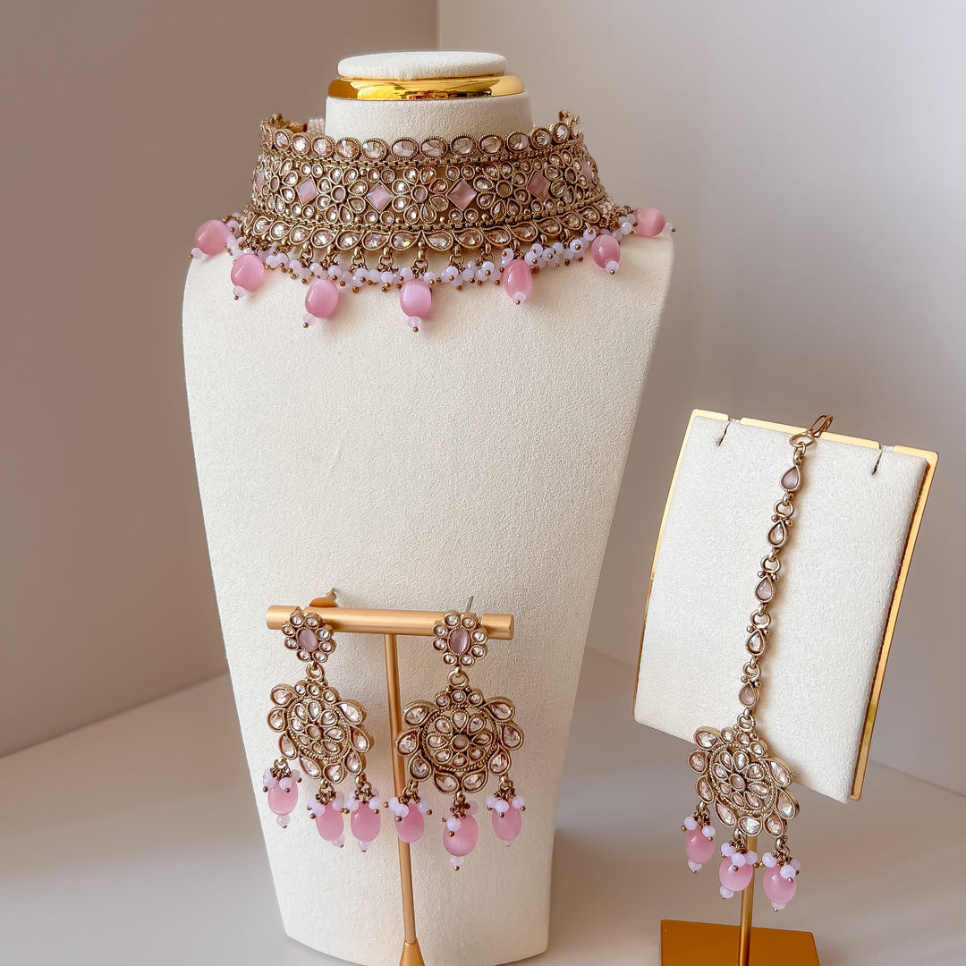 Indiase sieradenset met roze kralen