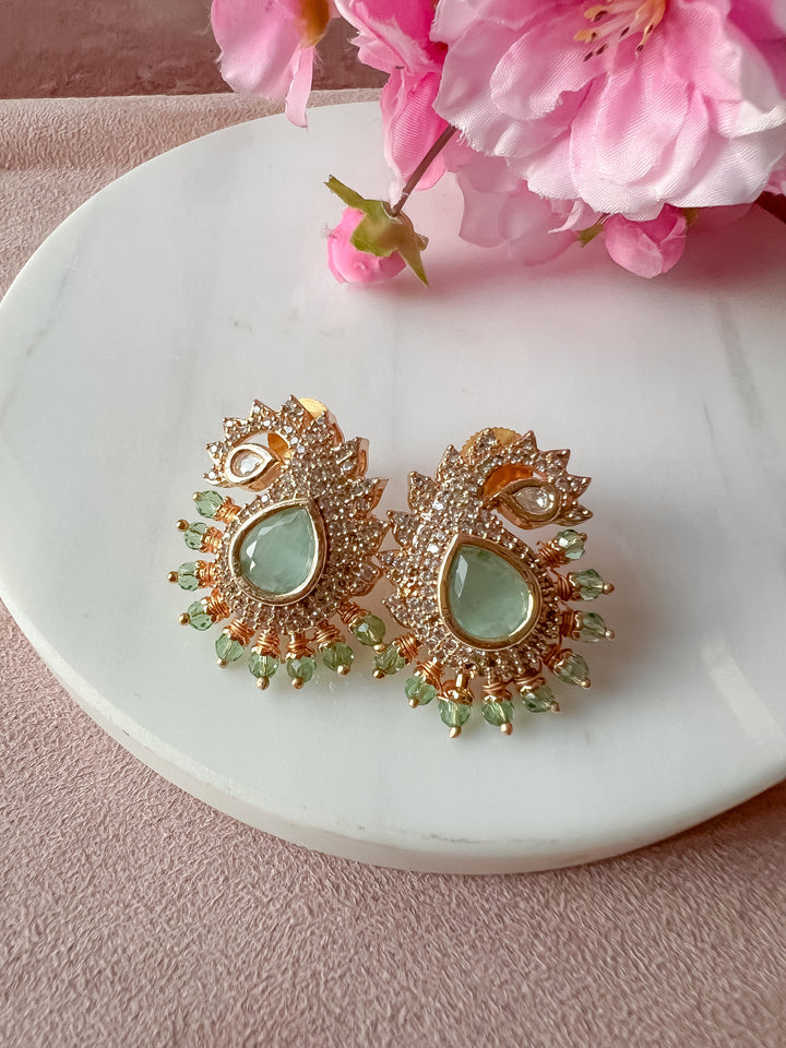 Nivedita oorbellen in 5 kleuren