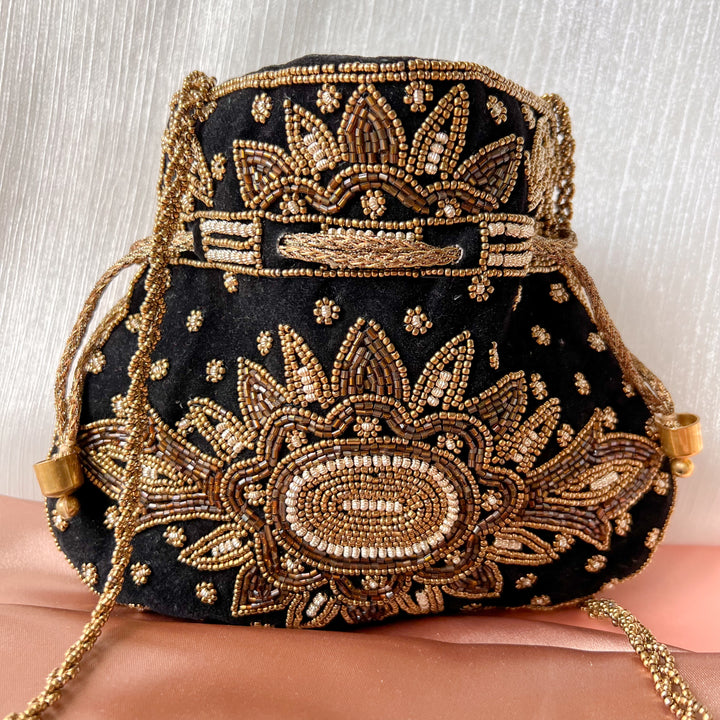 Mira tas