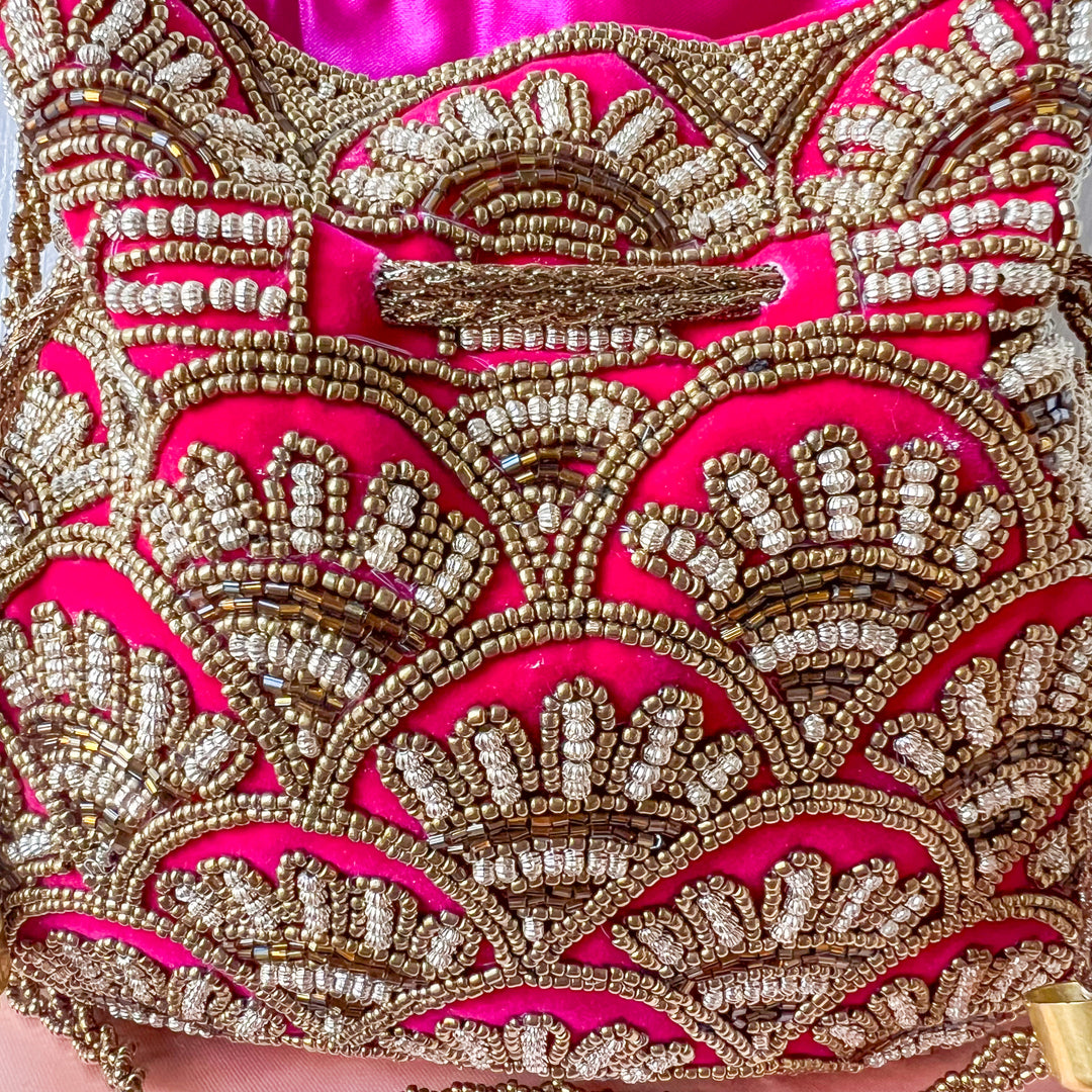 Avani tas