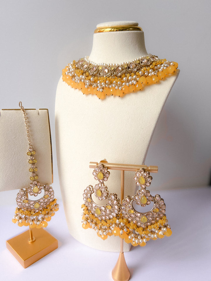 Kavita sieradenset met gele kralen