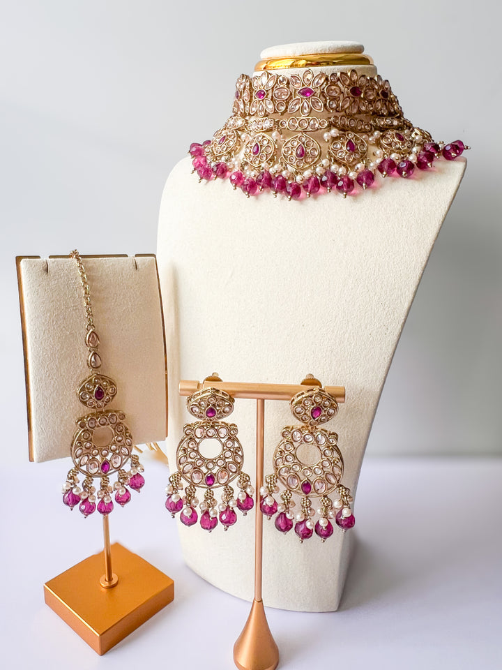 Swati sieradenset met fuchsia kralen