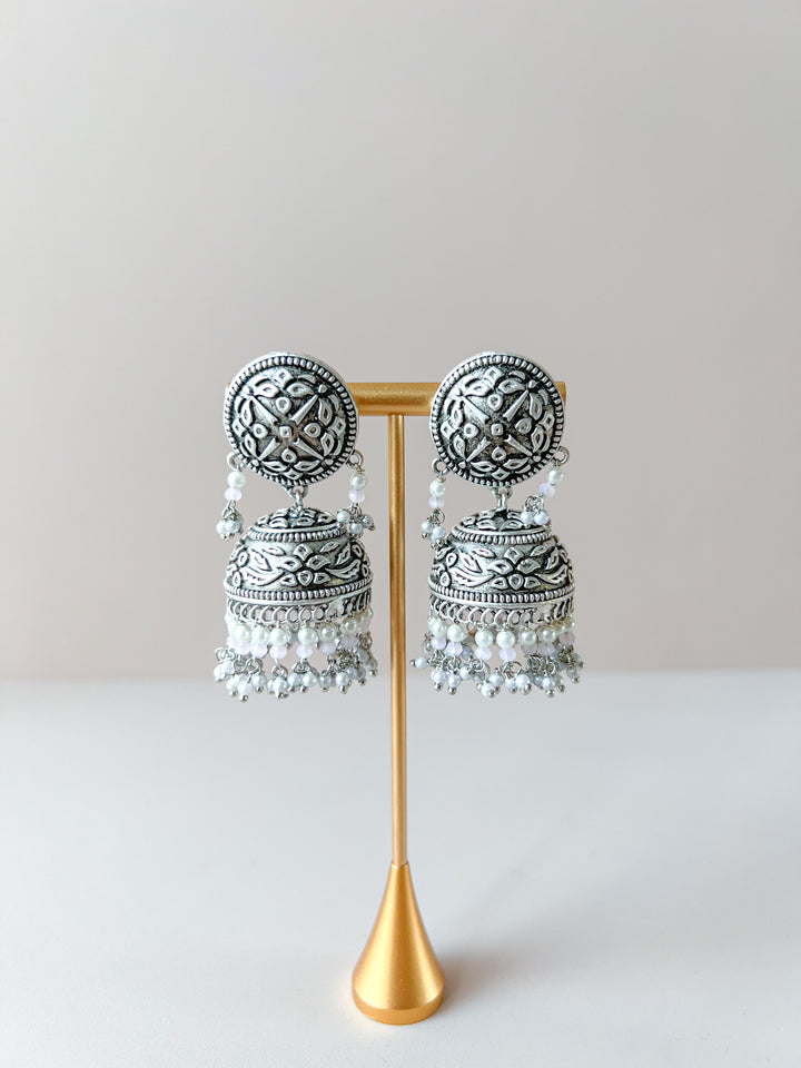 Vanshika jhumka oorbellen